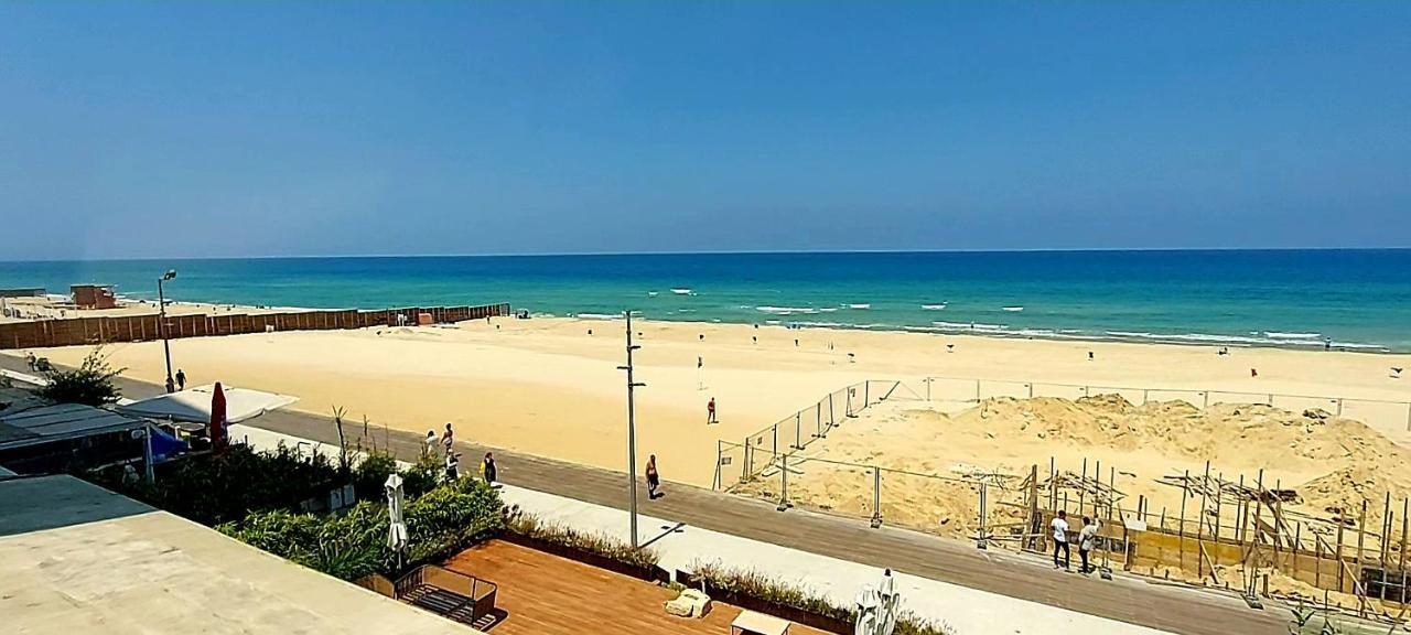 מלון דירות על הים בת ים 39 Exterior foto