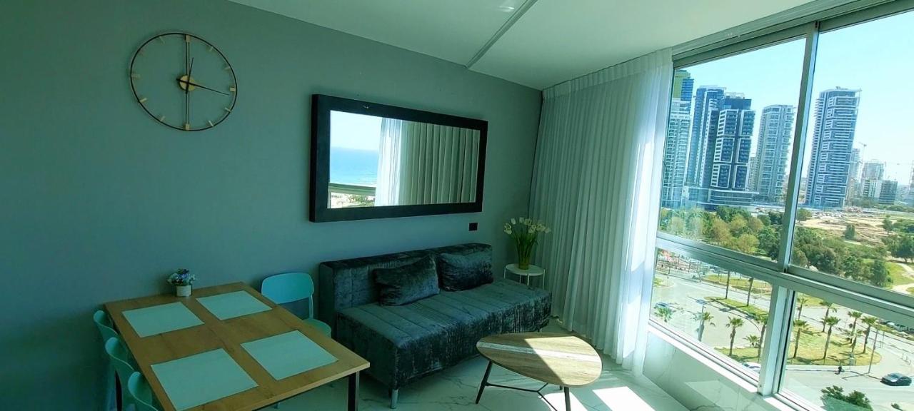 מלון דירות על הים בת ים 39 Exterior foto